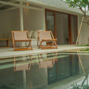 Soma Estate Villa - Elegant 4BR Villa in Ubud Oasis